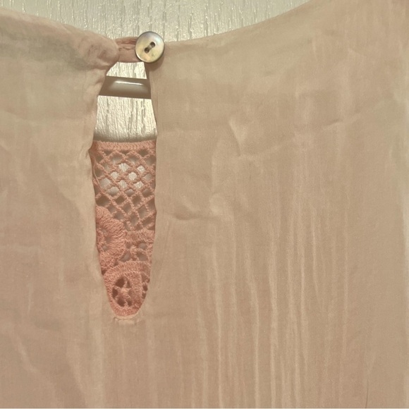 Elegant silk Peach Lace Blouse size large - Picture 5 of 8